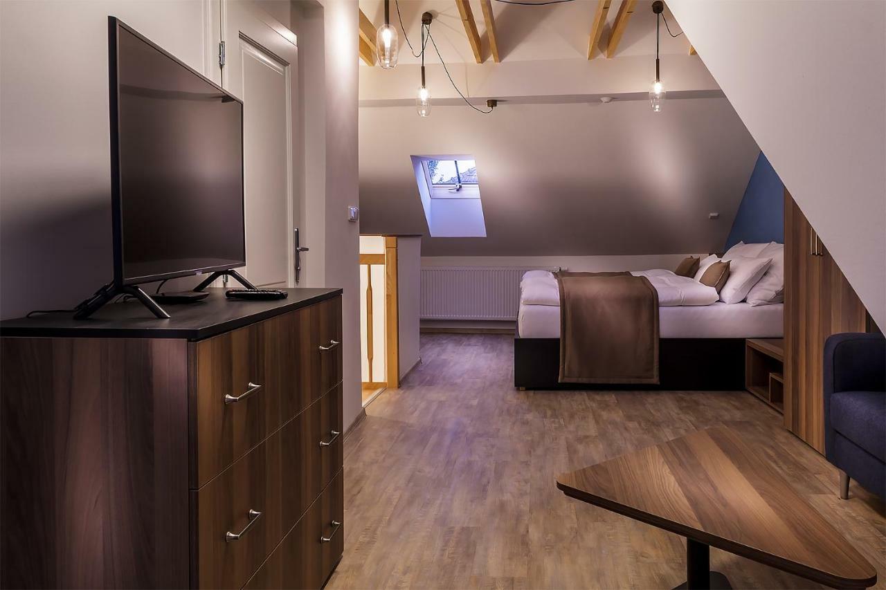 Hnizdo Apartment Микулов Екстериор снимка